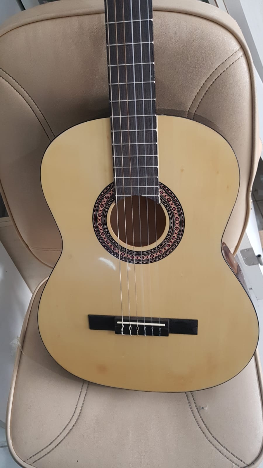 Spot Klasik Gitar 13 Adet Var